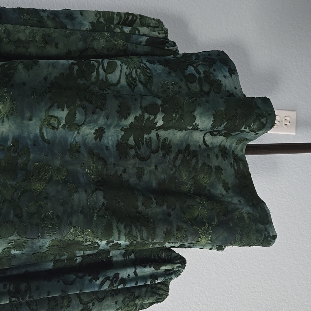 CALESSA Velvet Burnout Tie-Dye Split V-Neck Wrist Length Sleeve Tunic SZ LARGE - Picture 3 of 13